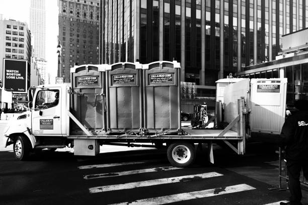 Best Luxury portable toilet rental  in Hollis, OK